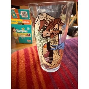 Pepsi Collector Series Wile E Coyote and Road Runner Glass